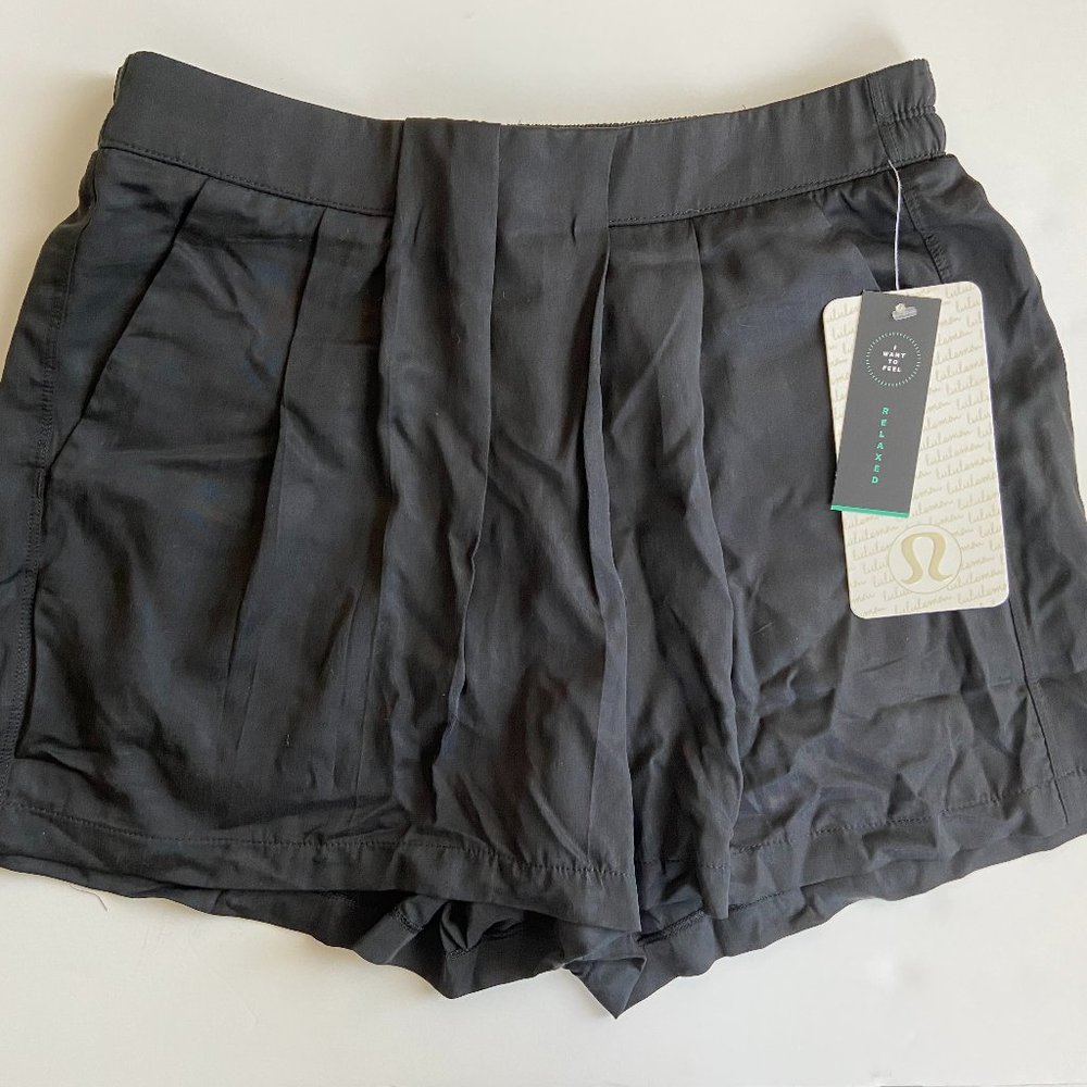 Lululemon &go Keepsake Shorts Black Size 4